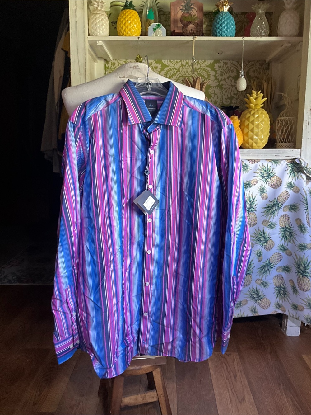 NWT TAILORBYRD SIZE LARGE LS BUTTON UP